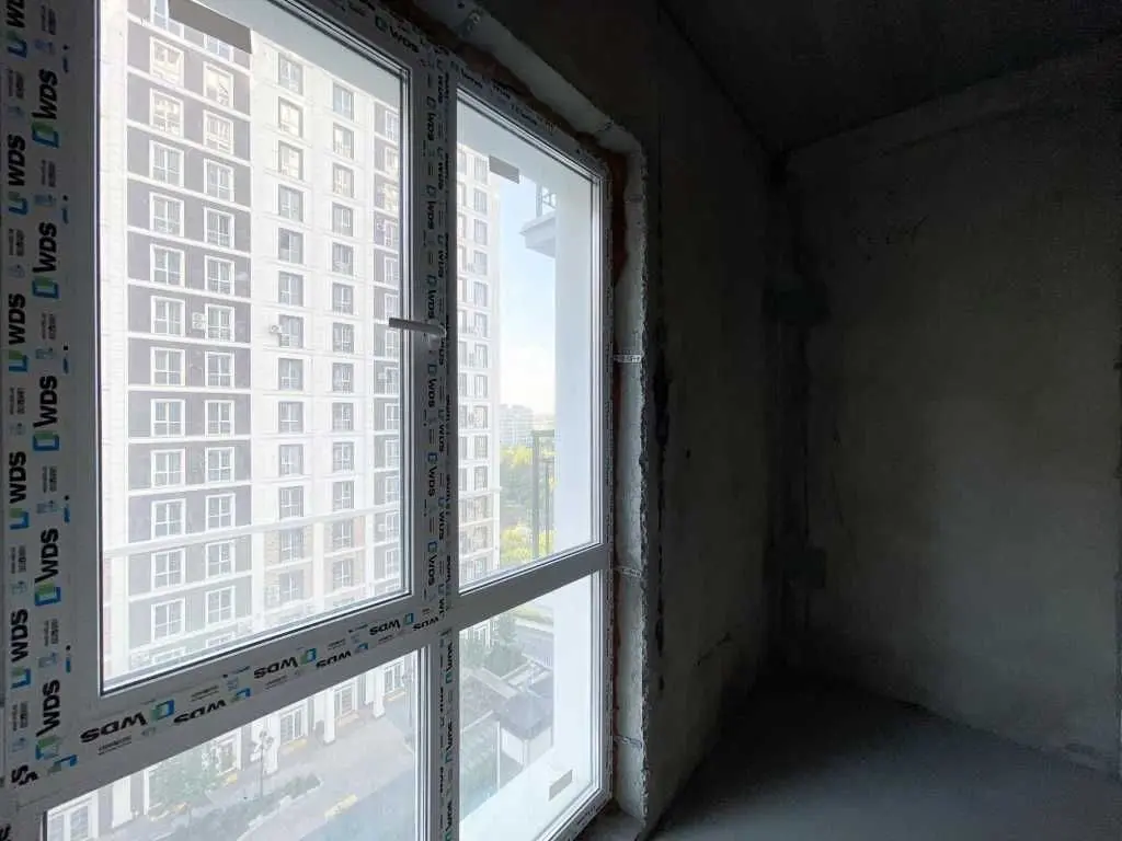 Фото Selling a 1-room apartment, 41 sq.m., Mykhaila Maksymovycha Street (Onufriia Trutenka Street)  Kyiv, price: 65000 USD, code 8591