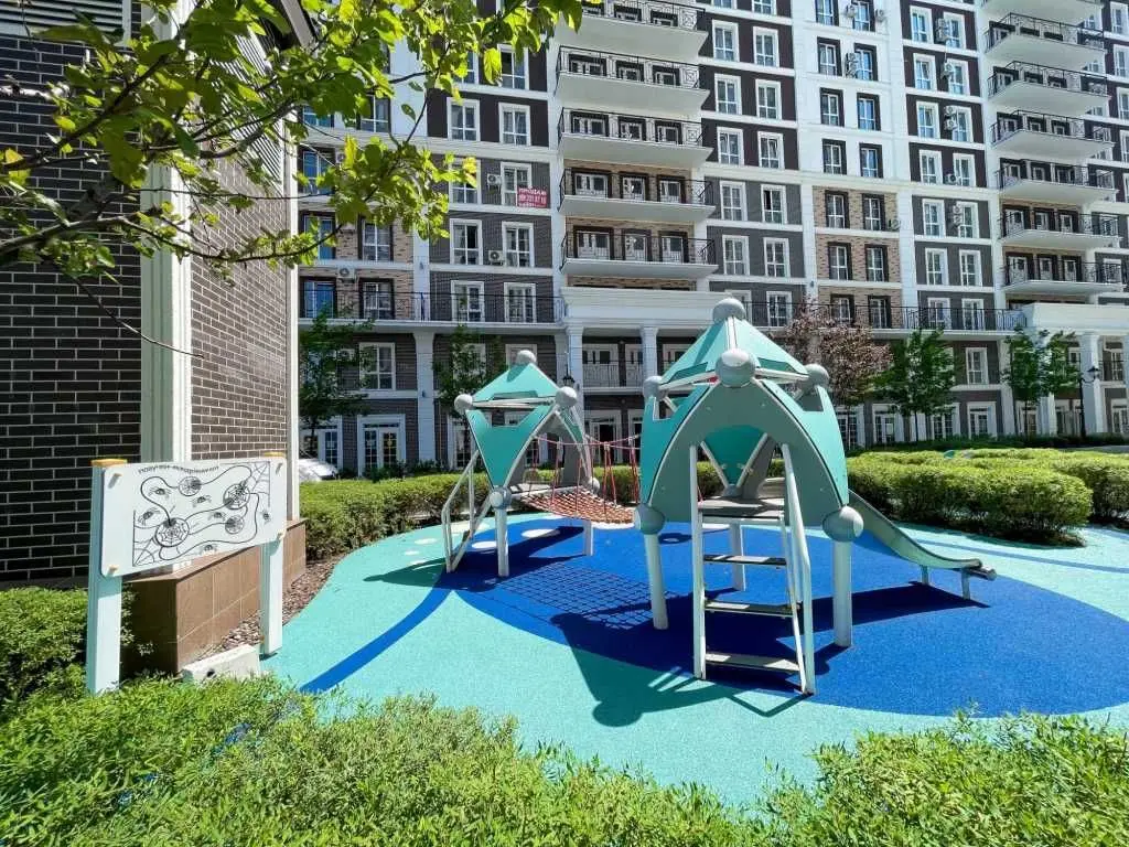 Фото Selling a 1-room apartment, 41 sq.m., Mykhaila Maksymovycha Street (Onufriia Trutenka Street)  Kyiv, price: 65000 USD, code 8591