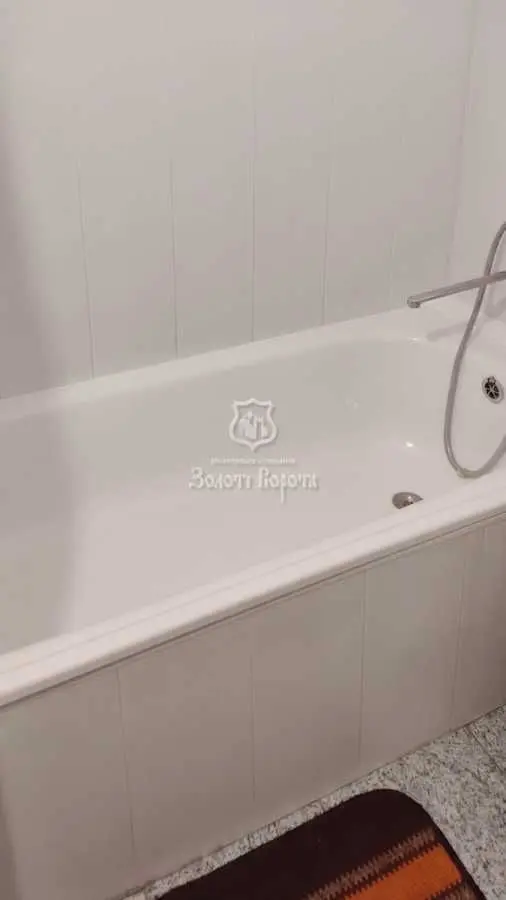 Фото Selling a 1-room apartment, 37.8 sq.m., Svitla Street 3д Kyiv, price: 32000 USD, code 8592