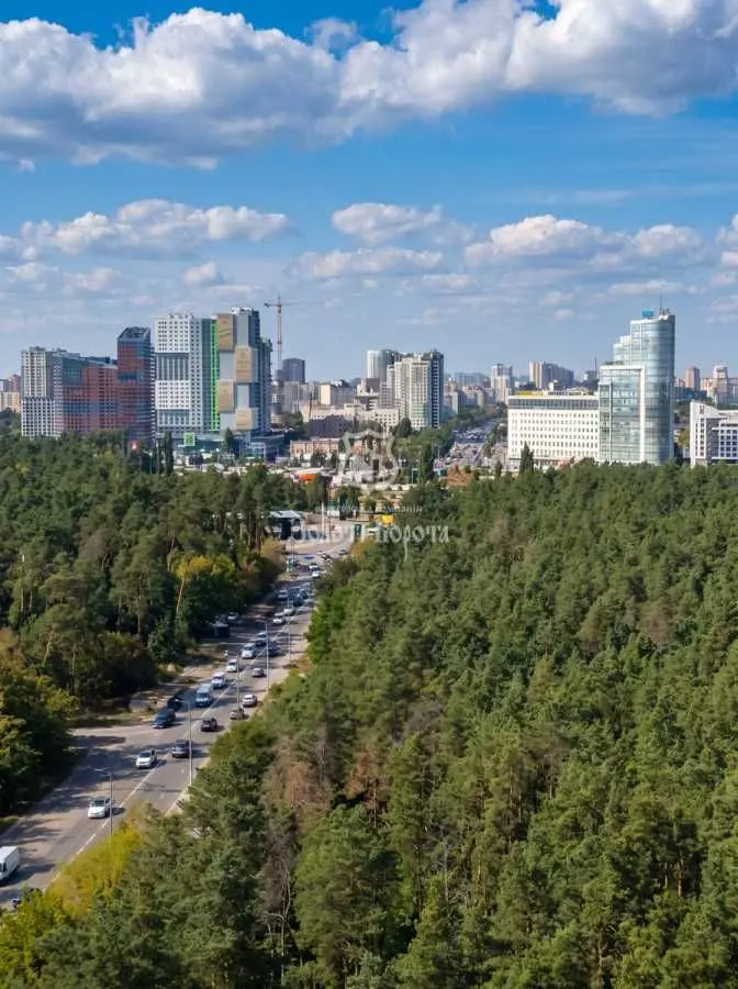 Фото Selling a 1-room apartment, 37.8 sq.m., Svitla Street 3д Kyiv, price: 32000 USD, code 8592