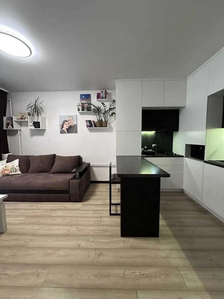 Фото Selling a 1-room apartment, 41.4 sq.m., Soborna Street 103/14 Sofiivska Borschahivka, price: 56000 USD, code 8607