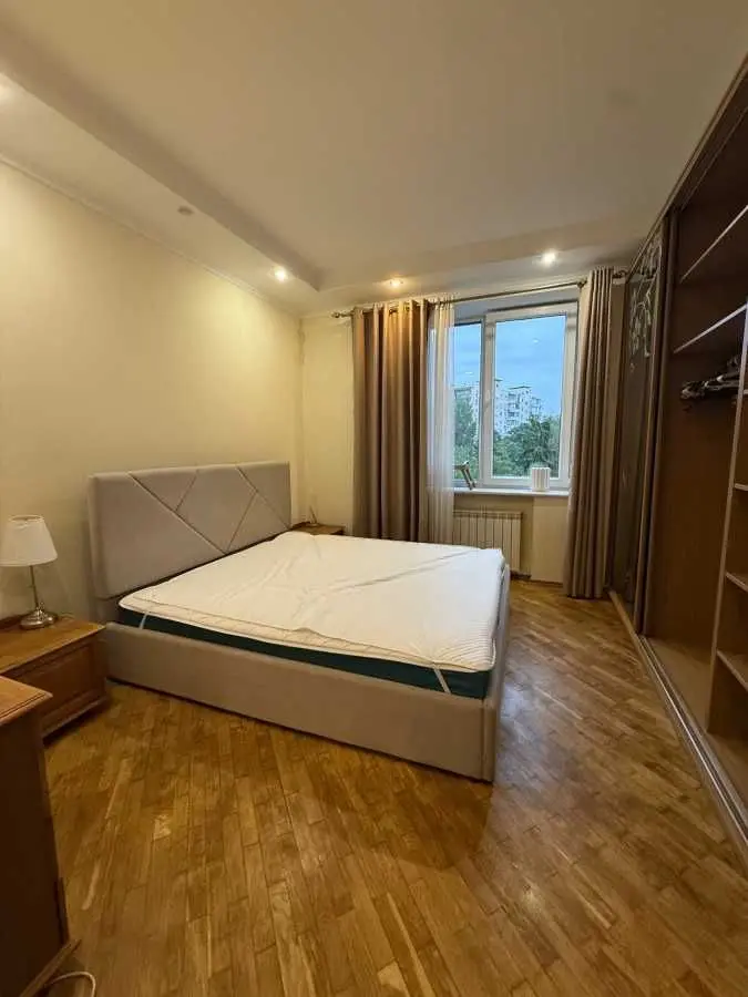 Фото Rent a 3-room apartment, Mykhaila Boichuka Street 9/12 Kyiv for long-term rent, price: 25000 UAH, code 8609