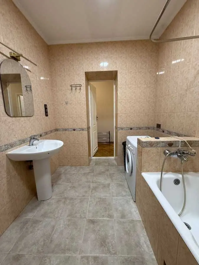 Фото Rent a 3-room apartment, Mykhaila Boichuka Street 9/12 Kyiv for long-term rent, price: 25000 UAH, code 8609