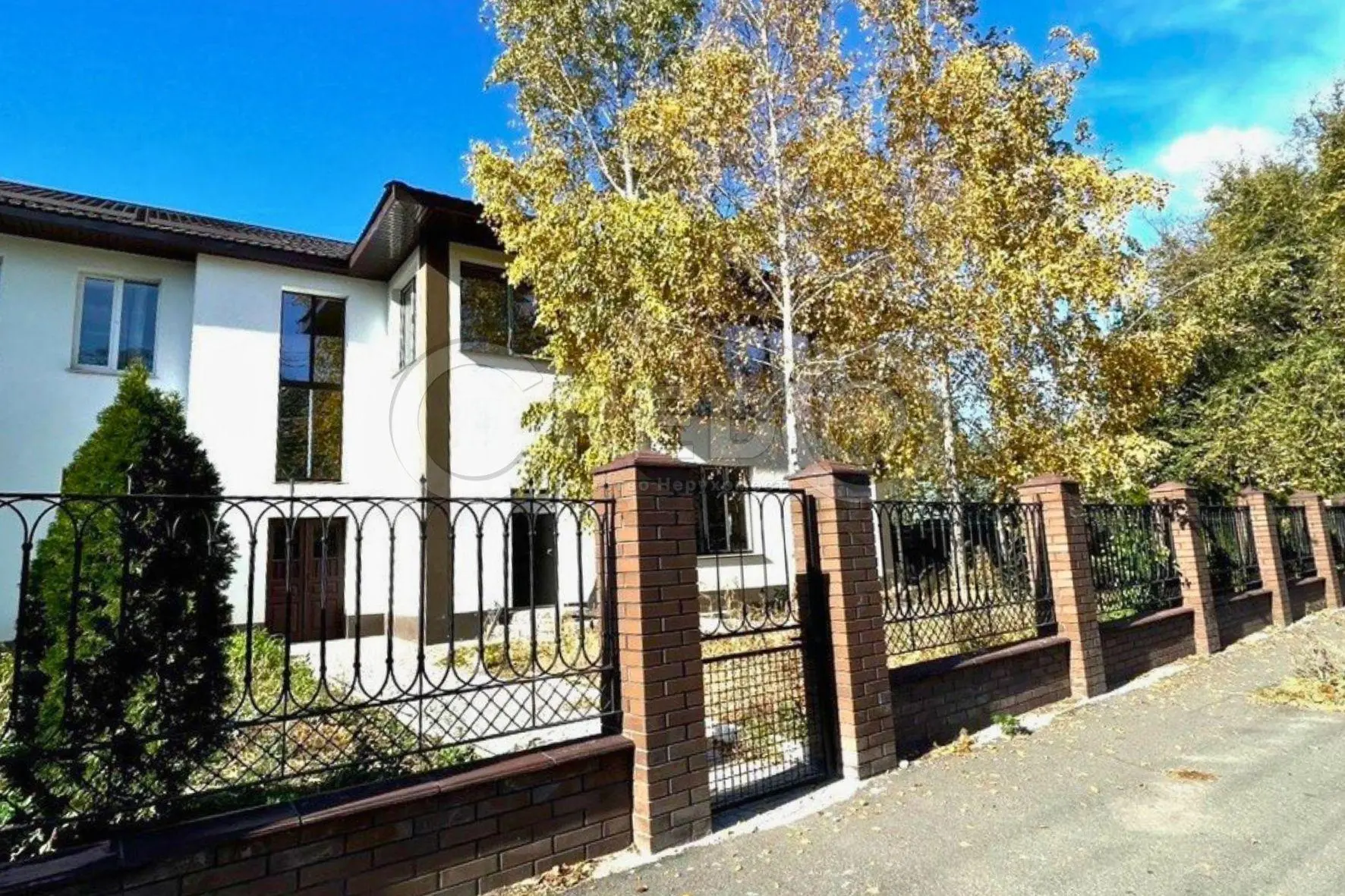 Фото Selling a 7-room apartment, 197 sq.m., Pervomaiska Street 20 Kryvyi Rih, price: 120000 $, code 8616