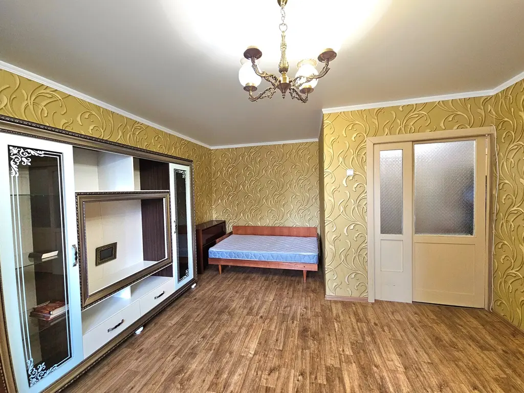Фото Зняти 1 кімнатну квартиру, Романа Шухевича просп. (Генерала Ватутіна) 22 Київ в довгострокову оренду, ціна: 8500 UAH, код 8617