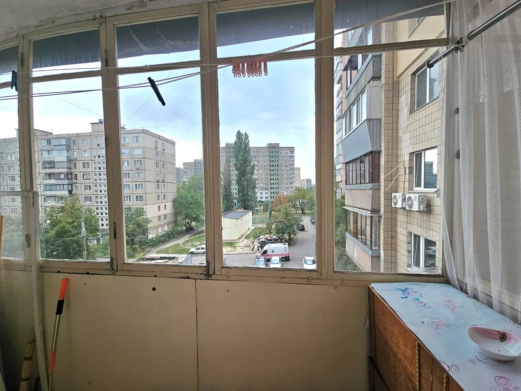 Фото Зняти 1 кімнатну квартиру, Романа Шухевича просп. (Генерала Ватутіна) 22 Київ в довгострокову оренду, ціна: 8500 UAH, код 8617