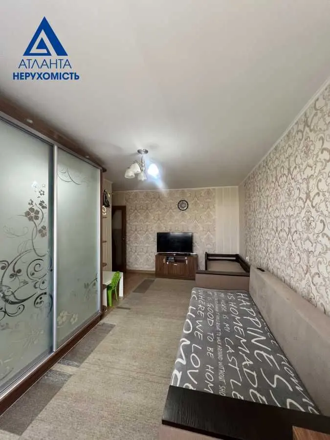 Фото Продаю 2 кімнатну квартиру, 33 кв. м, Митрополита Андрея Шептицького вул. 32 Луцьк, ціна: 35000 USD, код 8628
