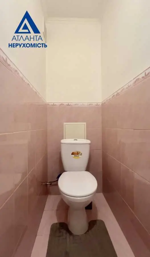 Фото Продаю 2 кімнатну квартиру, 33 кв. м, Митрополита Андрея Шептицького вул. 32 Луцьк, ціна: 35000 USD, код 8628
