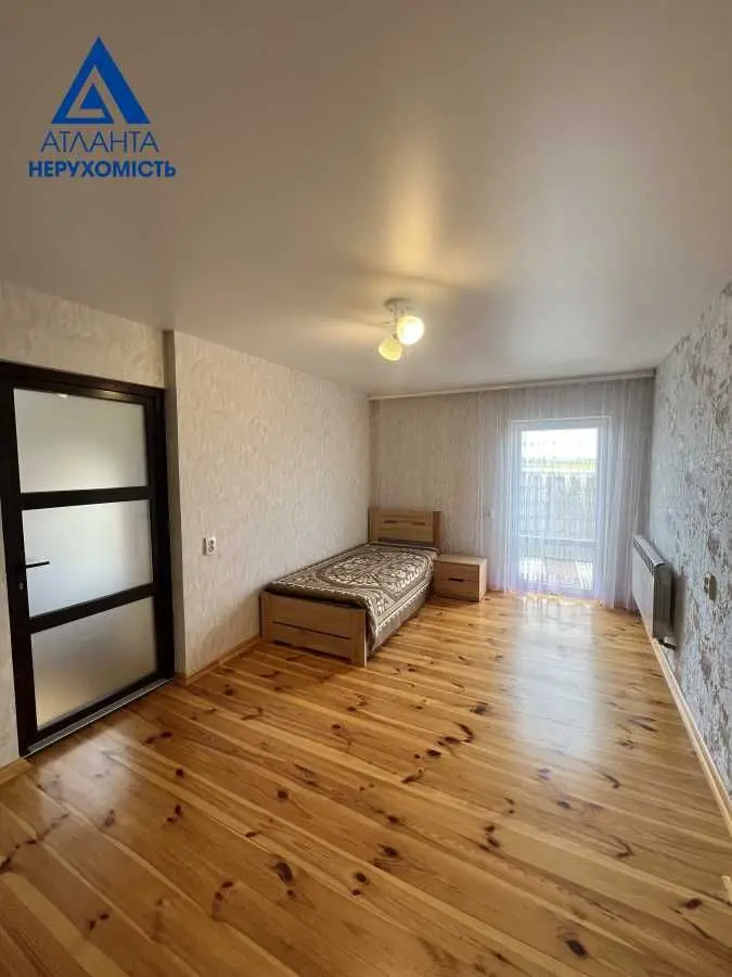 Фото Selling a house, 95 sq.m., Mlyniv, price: 72000 USD, code 8629