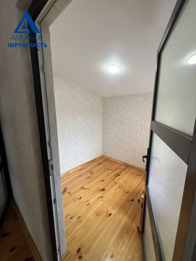 Фото Selling a house, 95 sq.m., Mlyniv, price: 72000 USD, code 8629