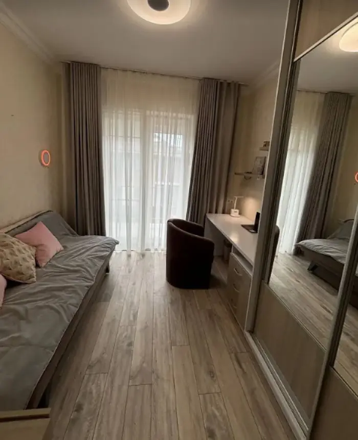 Фото Снять дом, 52-я Садовая ул.  Киев в долгосрочную аренду, цена: 3000 $, код 8632
