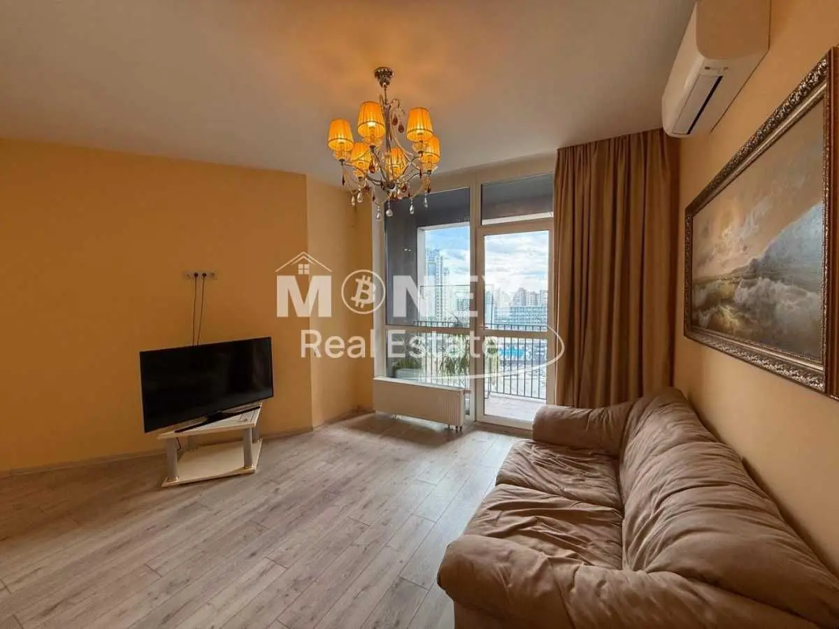 Фото Продаю 1 кімнатну квартиру, 60 кв. м, Київ, ціна: 168000 USD, код 8633