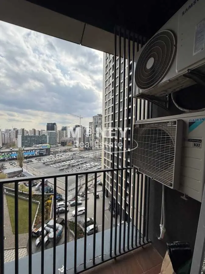 Фото Продаю 1 кімнатну квартиру, 60 кв. м, Київ, ціна: 168000 USD, код 8633