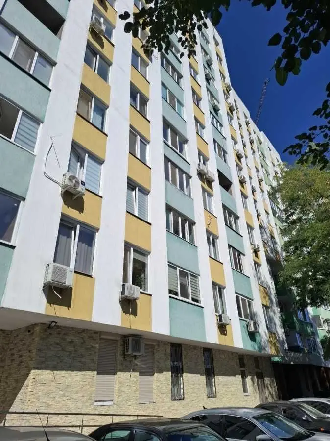 Фото Продаю 1 кімнатну квартиру, 38 кв. м, Харківське шосе  Київ, ціна: 45000 USD, код 8634