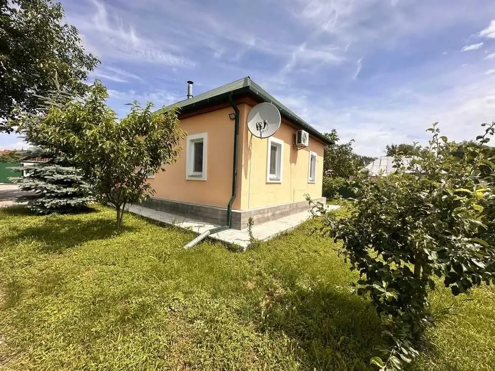 Фото Selling a house, 55 sq.m., Kyivska Street  Voronkiv, price: 2610959 UAH, code 8635