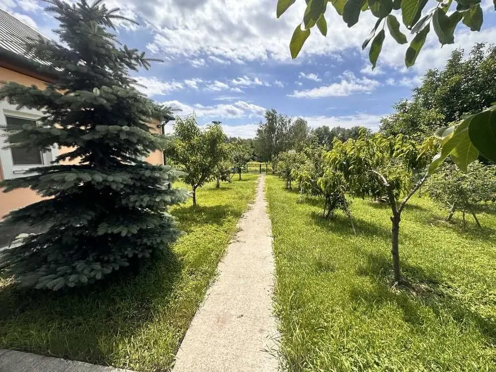 Фото Selling a house, 55 sq.m., Kyivska Street  Voronkiv, price: 2610959 UAH, code 8635