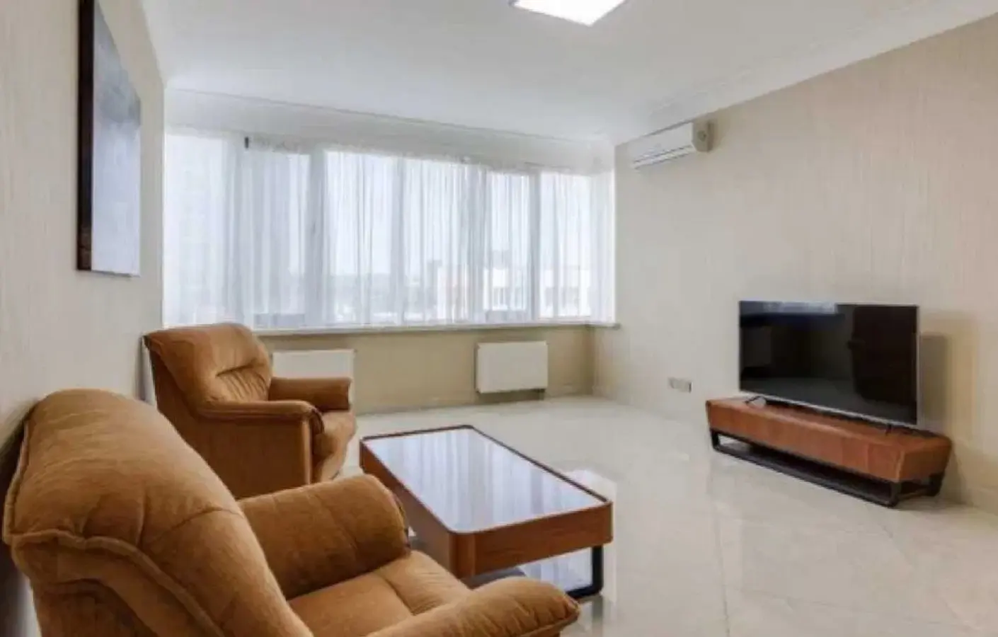 Фото Rent a 2-room apartment, Dniprovska Embarkment 14 Kyiv for long-term rent, price: 900 $, code 8641