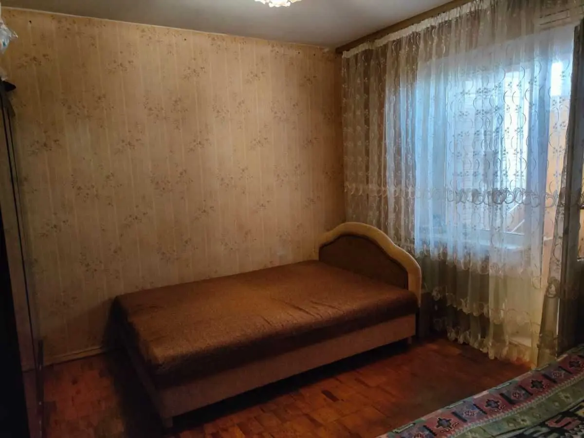 Фото Зняти 2 кімнатну квартиру, Лариси Руденко вул. 13 Київ в довгострокову оренду, ціна: 9900 UAH, код 8644