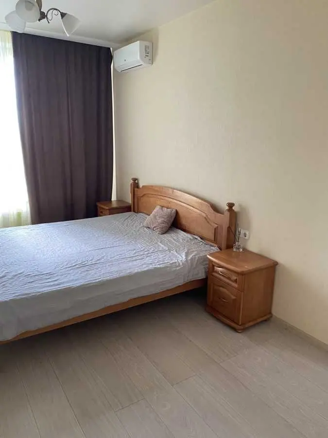 Фото Зняти 1 кімнатну квартиру, Солом’янська вул. 20в Київ в довгострокову оренду, ціна: 23000 UAH, код 8645
