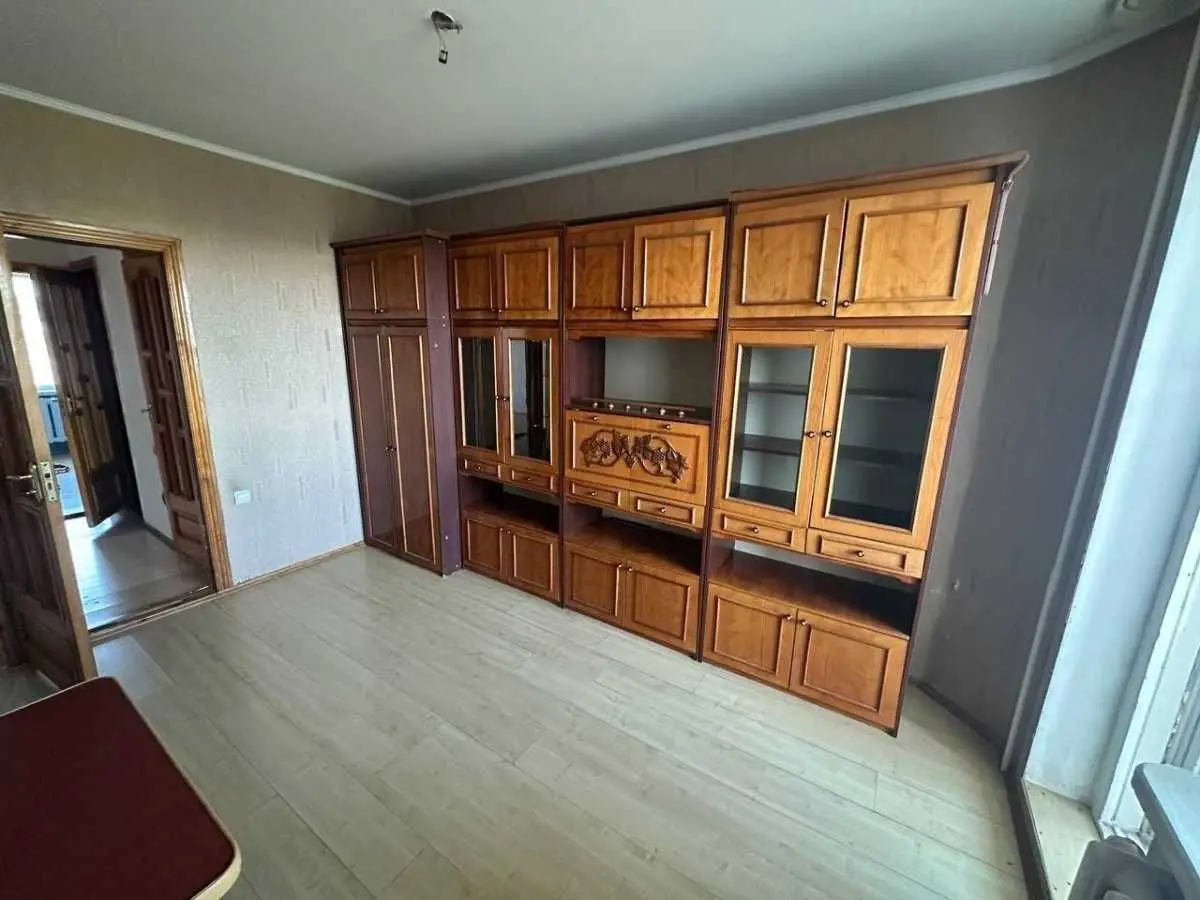 Фото Selling a 3-room apartment, 65 sq.m., Mlynivska Street 33 Rivne, price: 56000 USD, code 8648