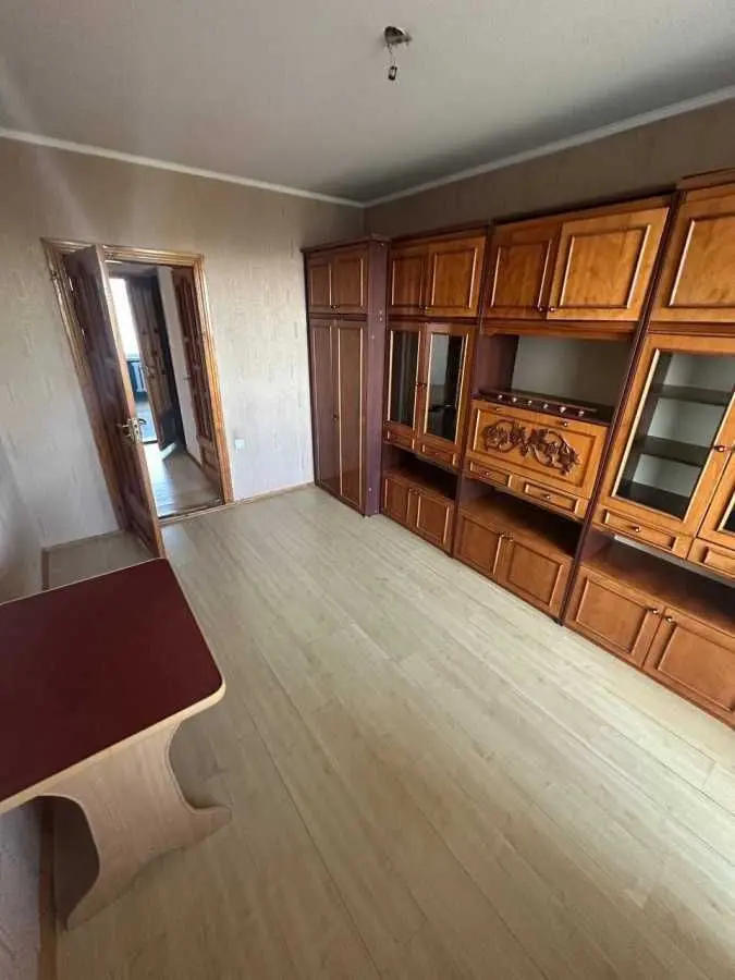 Фото Selling a 3-room apartment, 65 sq.m., Mlynivska Street 33 Rivne, price: 56000 USD, code 8648