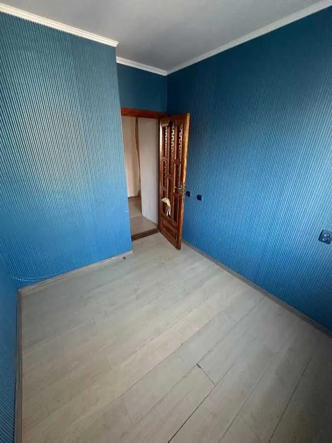 Фото Selling a 3-room apartment, 65 sq.m., Mlynivska Street 33 Rivne, price: 56000 USD, code 8648