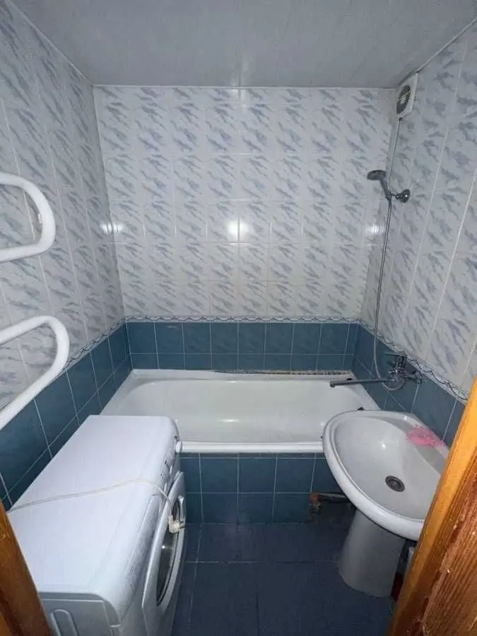 Фото Selling a 3-room apartment, 65 sq.m., Mlynivska Street 33 Rivne, price: 56000 USD, code 8648