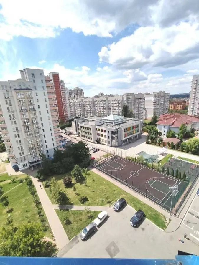 Фото Selling a 1-room apartment, 57 sq.m., Mykhaila Derehusa Street  Kyiv, price: 99000 USD, code 8652