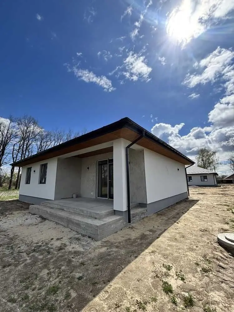 Фото Продаю будинок, 100 кв. м, Діброва, ціна: 79995 USD, код 8657