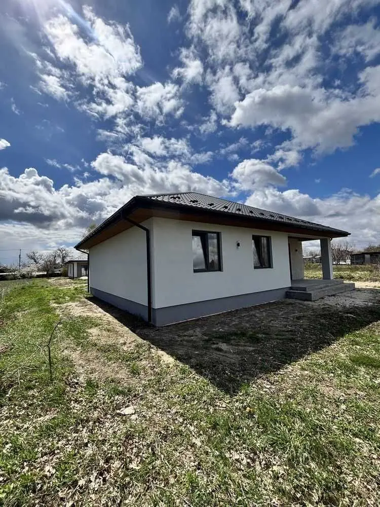 Фото Продаю будинок, 100 кв. м, Діброва, ціна: 79995 USD, код 8657