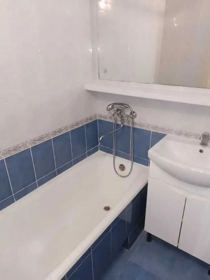 Фото Rent a 3-room apartment, Lesia Kurbasa Avenue 4 Kyiv for long-term rent, price: 13500 UAH, code 8658