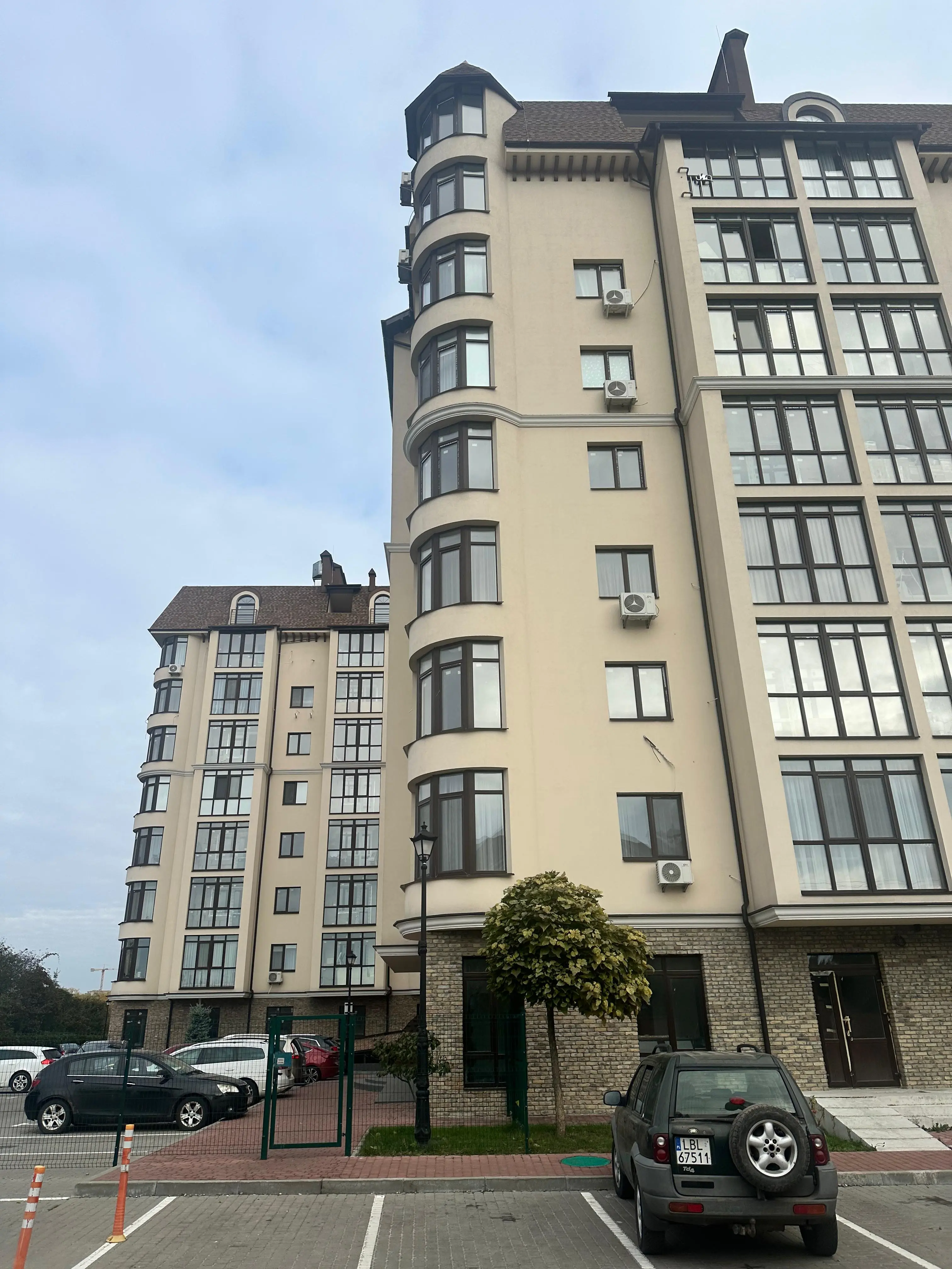 Фото Продаю комерційну нерухомість, 60.3 кв. м, Миру вул.  Новосілки, ціна: 72000 $, код 8662