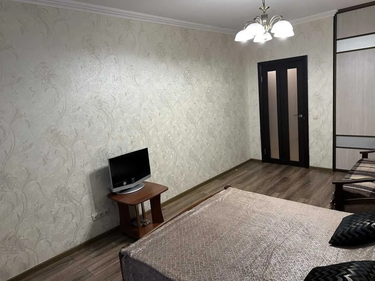 Фото Rent a 1-room apartment, Urlivska Street  Kyiv for long-term rent, price: 17000 UAH, code 8663