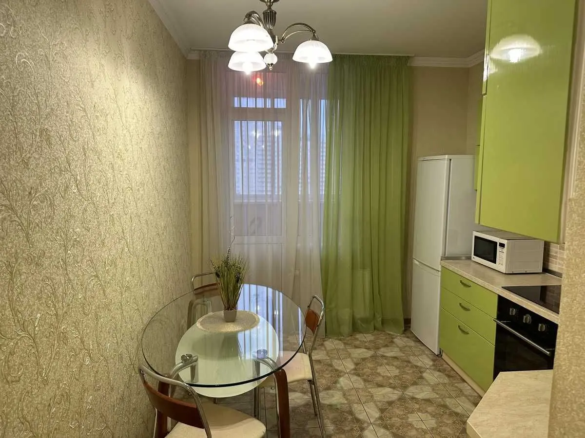 Фото Rent a 1-room apartment, Urlivska Street  Kyiv for long-term rent, price: 17000 UAH, code 8663