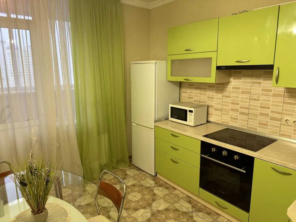 Фото Rent a 1-room apartment, Urlivska Street  Kyiv for long-term rent, price: 17000 UAH, code 8663