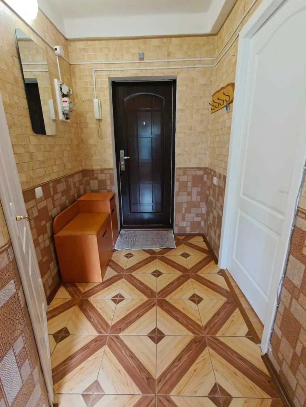 Фото Rent a 1-room apartment, Bazhova Street 6 Kyiv for long-term rent, price: 11000 UAH, code 8665