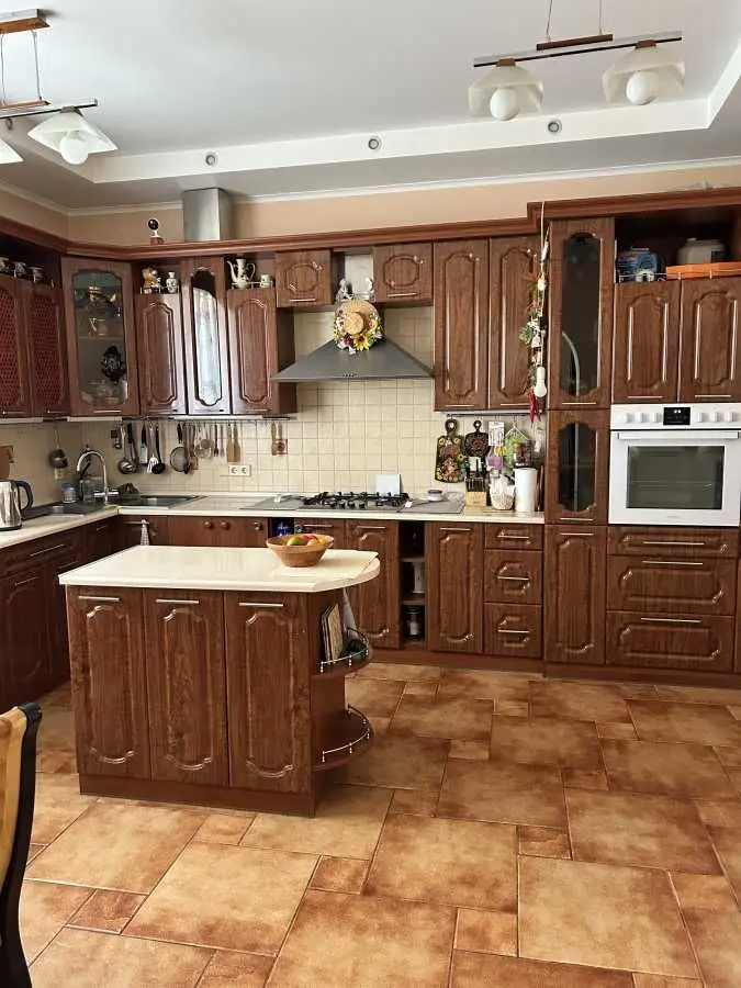 Фото Продаю будинок, 186 кв. м, Шпильова вул.  Рожівка, ціна: 105000 USD, код 8666