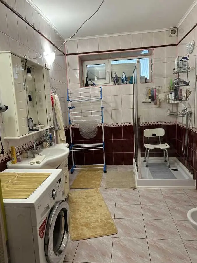 Фото Продаю будинок, 186 кв. м, Шпильова вул.  Рожівка, ціна: 105000 USD, код 8666