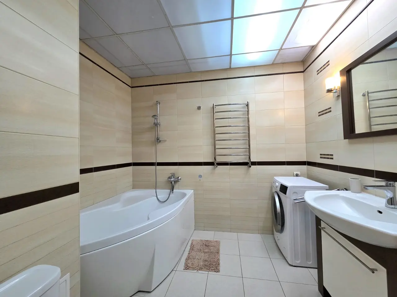 Фото Продаю 2 кімнатну квартиру, 66 кв. м, Миру просп. 7 Дніпро, ціна: 58900 $, код 8671