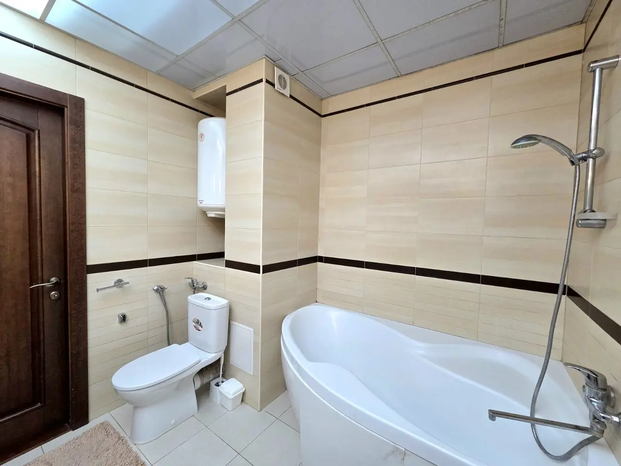 Фото Продаю 2 кімнатну квартиру, 66 кв. м, Миру просп. 7 Дніпро, ціна: 58900 $, код 8671