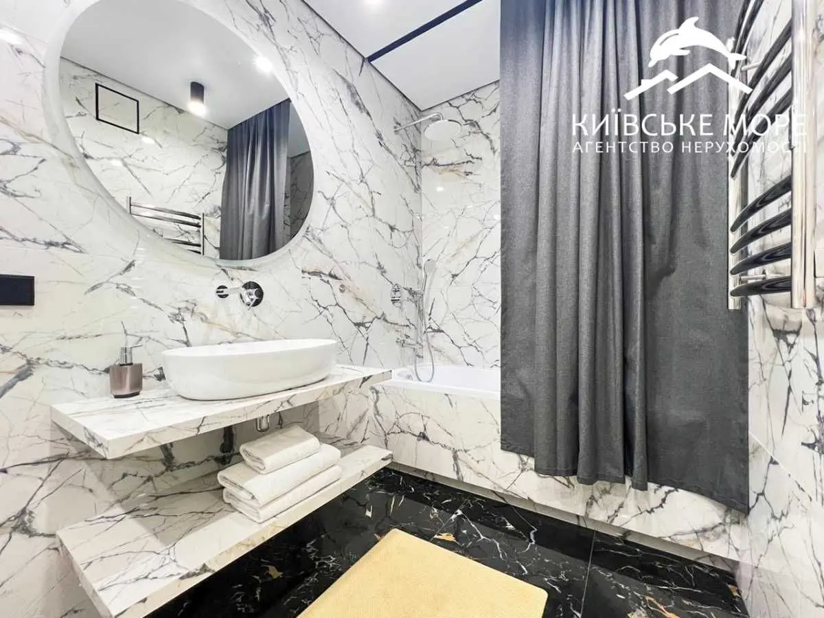 Фото Rent a 1-room apartment, Knyazya Romana Mstyslavychya Street (Henerala Zhmachenka Street)  Kyiv for long-term rent, price: 19000 UAH, code 8673