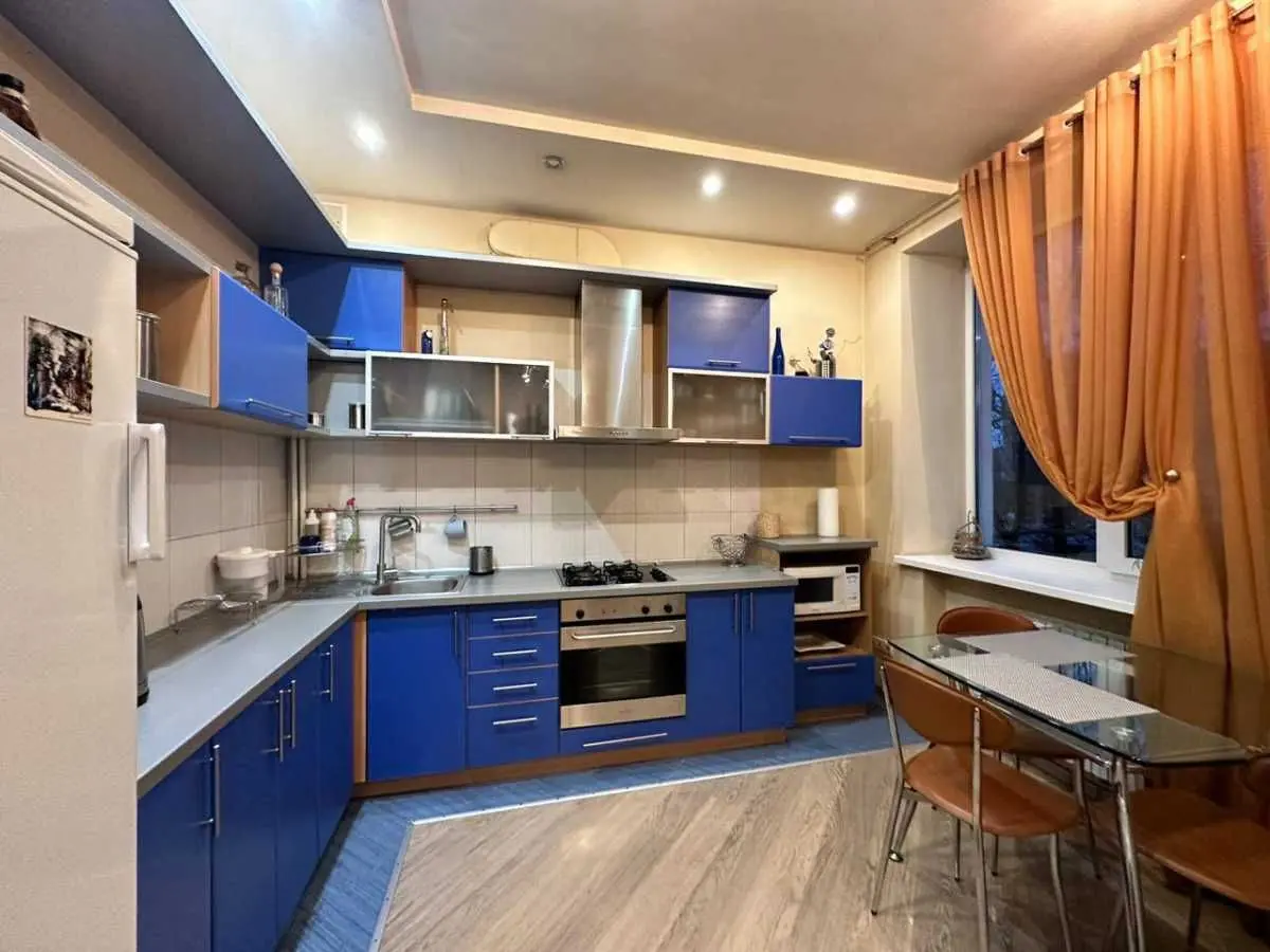 Фото Продаю 2-комнатную квартиру, 52 кв. м, Черняховского ул. 21 Днепр, цена: 54000 USD, код 8677