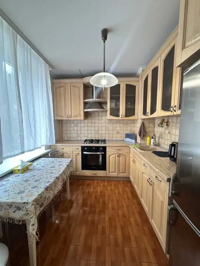 Фото Продаю 2 кімнатну квартиру, 53 кв. м, Дмитра Яворницького просп. 33 Дніпро, ціна: 67000 USD, код 8678