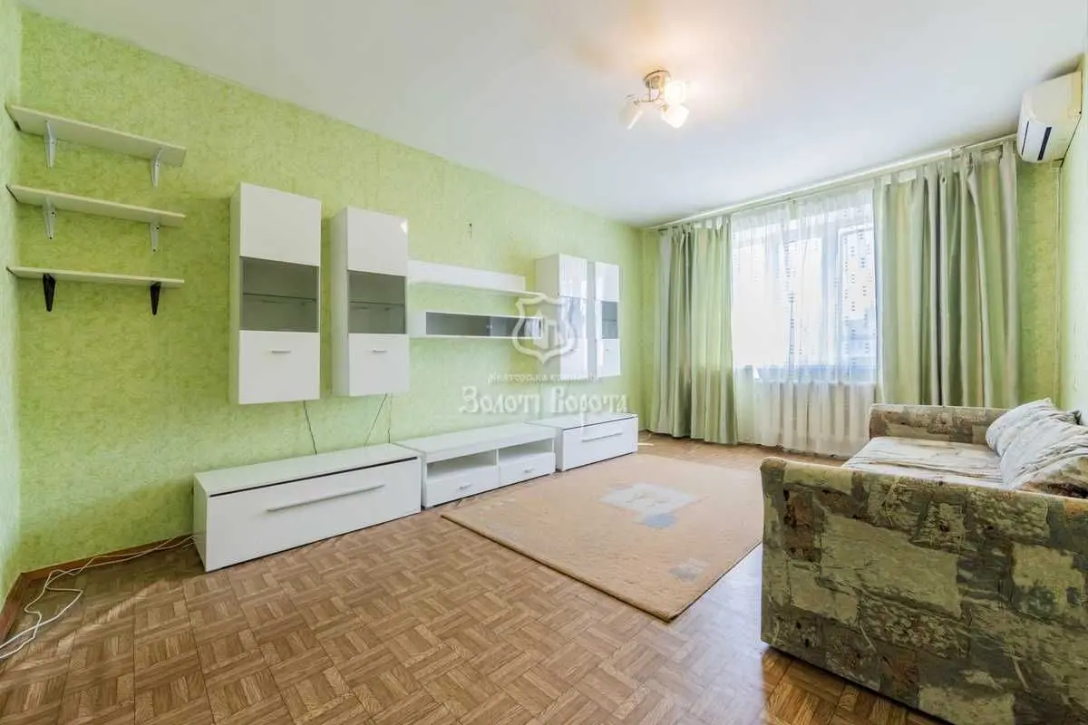 Фото Selling a 1-room apartment, 43.3 sq.m., Liskivska Street 18в Kyiv, price: 47000 USD, code 8682