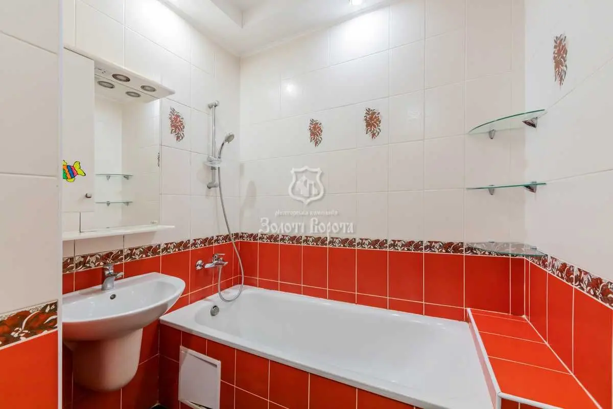 Фото Selling a 1-room apartment, 43.3 sq.m., Liskivska Street 18в Kyiv, price: 47000 USD, code 8682