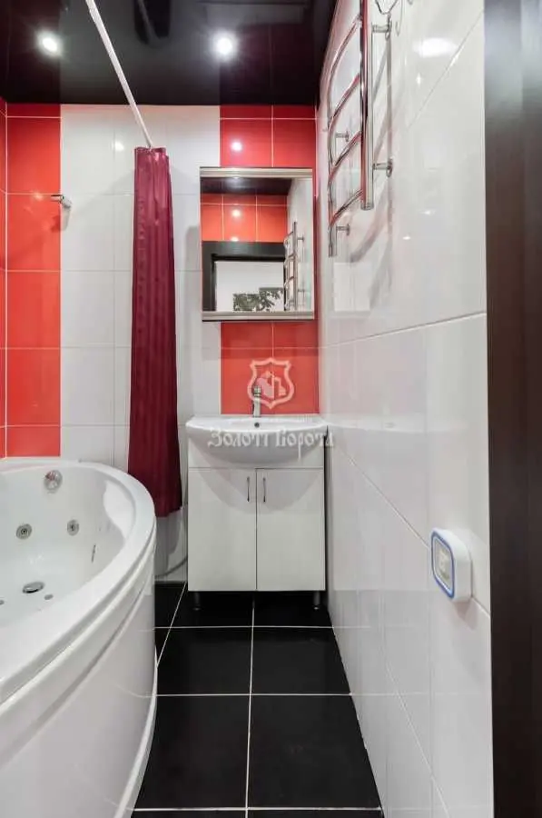Фото Selling a 2-room apartment, 63 sq.m., Miru Street  Sofiivska Borschahivka, price: 87000 USD, code 8683