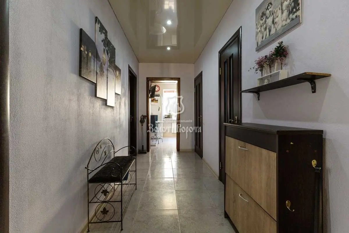 Фото Selling a 2-room apartment, 63 sq.m., Miru Street  Sofiivska Borschahivka, price: 87000 USD, code 8683