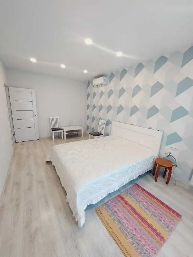 Фото Rent a 1-room apartment, Metrolohichna Street 62 Kyiv for long-term rent, price: 20000 UAH, code 8692