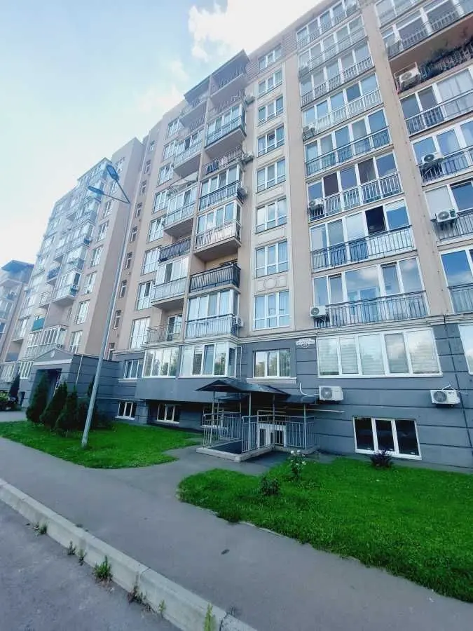 Фото Rent a 1-room apartment, Metrolohichna Street 62 Kyiv for long-term rent, price: 20000 UAH, code 8692