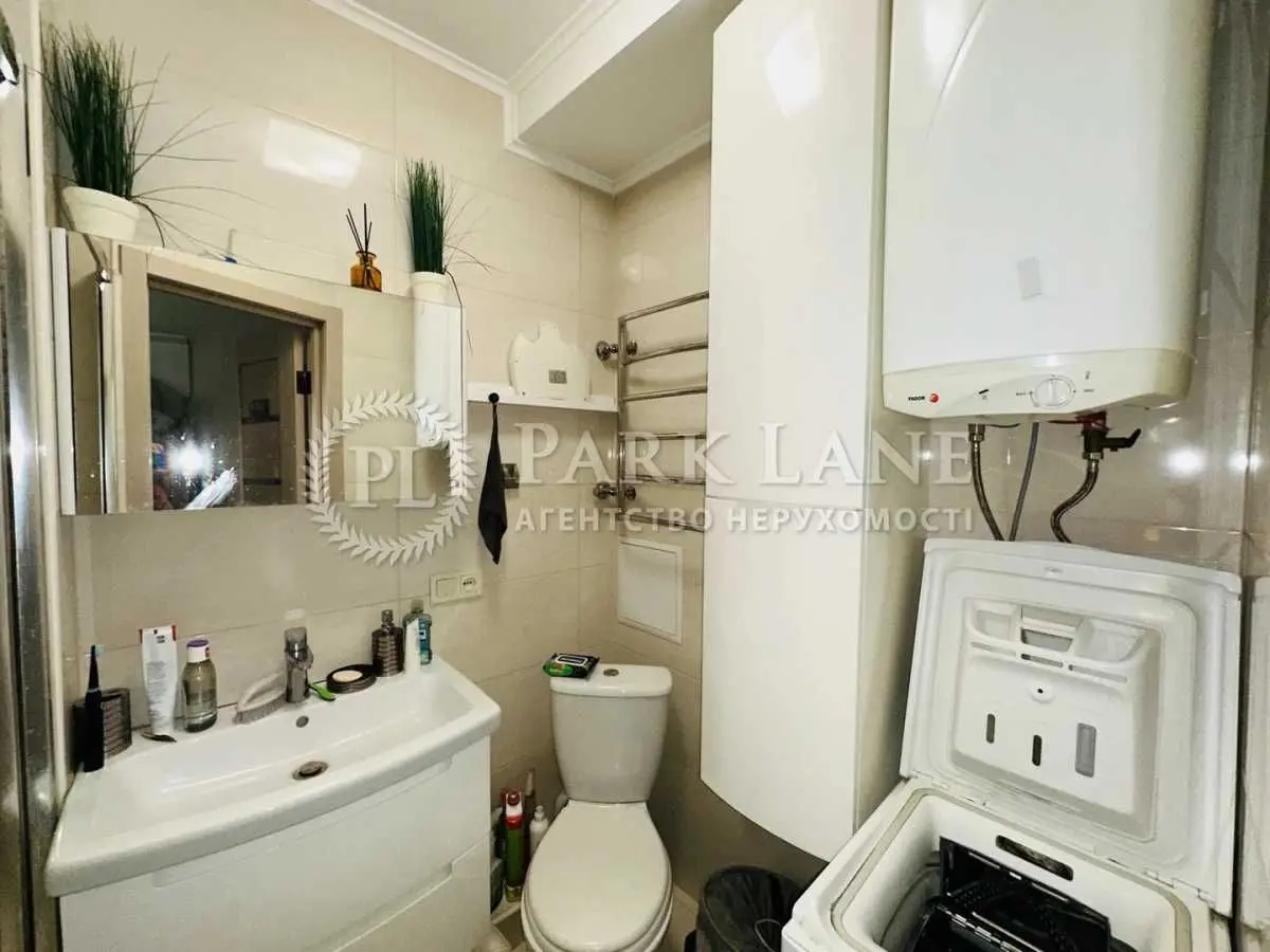 Фото Продаю 1-комнатную квартиру, 33 кв. м, Энтузиастов ул. 3/1 Киев, цена: 65000 USD, код 8695